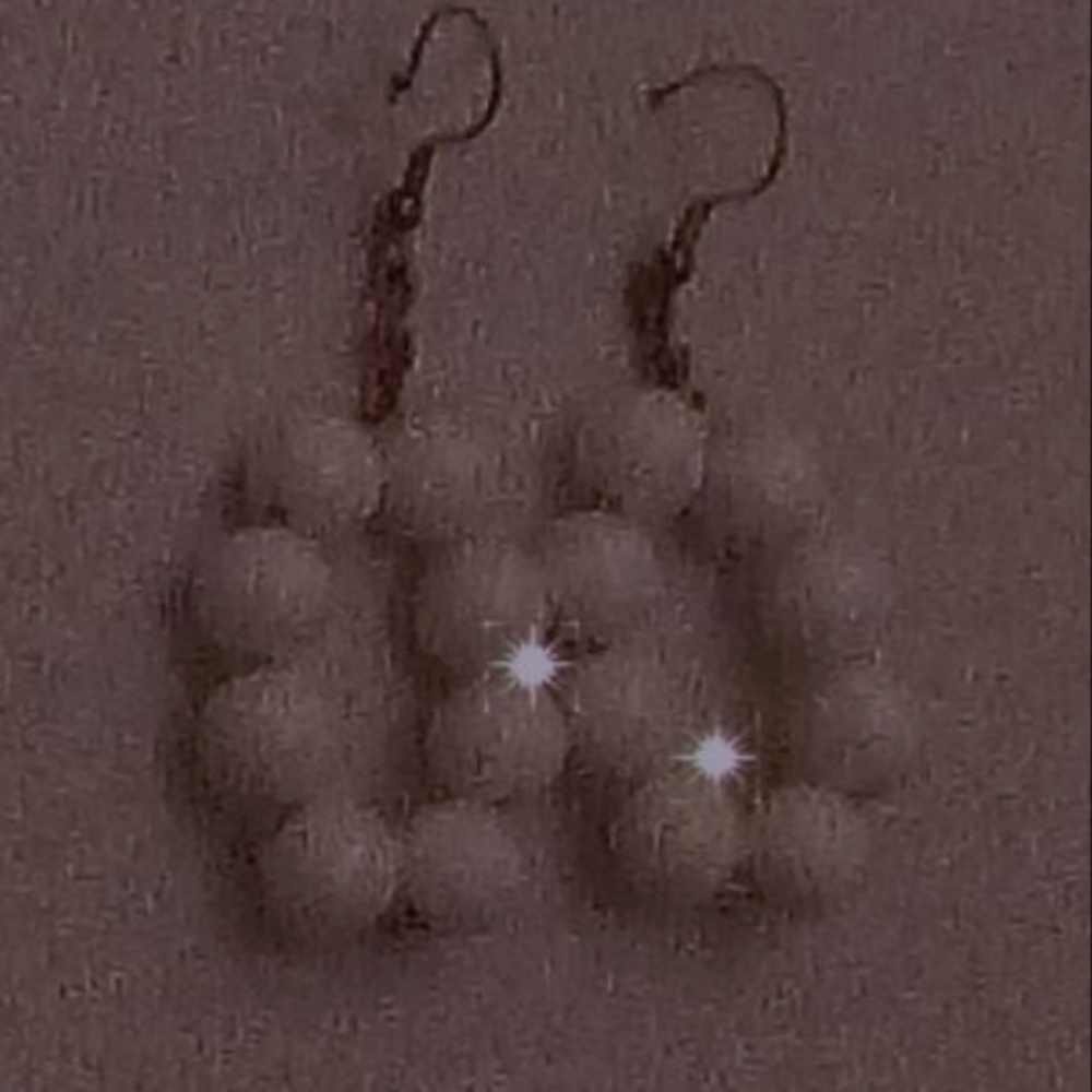 Earrings - Picture 2 of 4